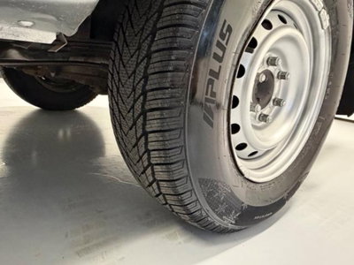 Isuzu D-Max Pick-up 2.5 Space Cab Satellite 4WD (17)