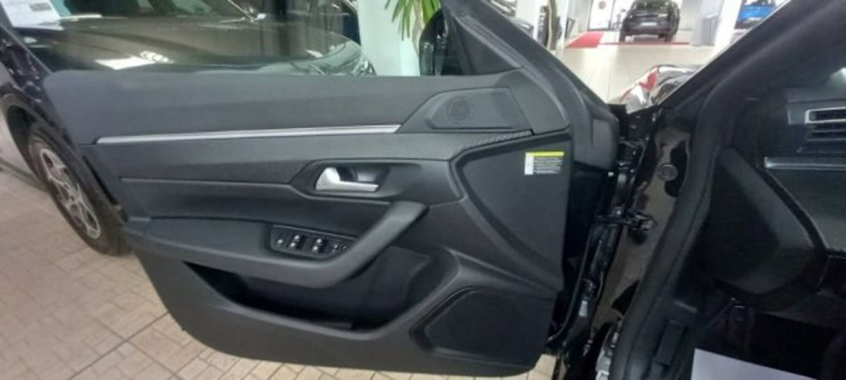 Peugeot 508 SW 1.5 bluehdi Allure s&s 130cv eat8 (13)
