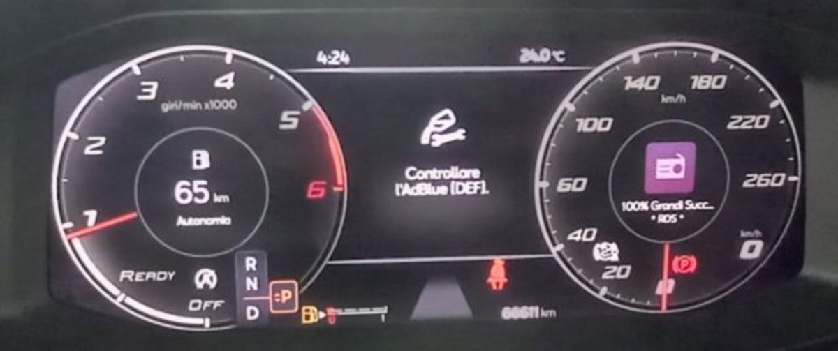SEAT Leon ST Sportstourer 2.0 tdi Style 150cv dsg (10)