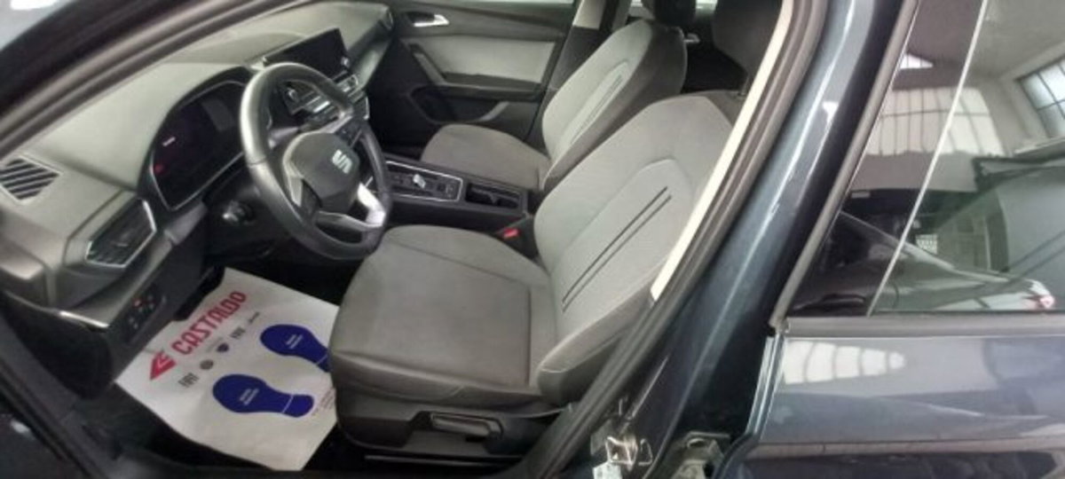 SEAT Leon ST Sportstourer 2.0 tdi Style 150cv dsg (6)
