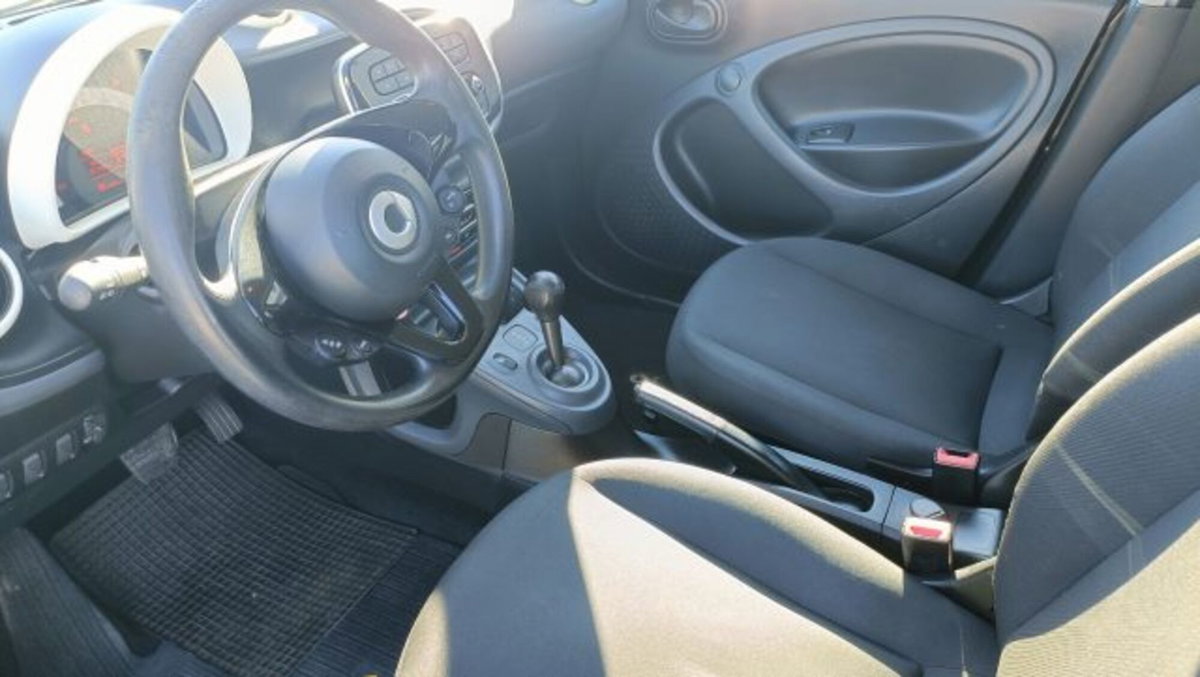smart forfour forfour 70 1.0 twinamic Youngster (8)