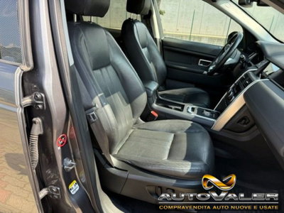Land Rover Discovery Sport 2.0 TD4 180 CV HSE (15)