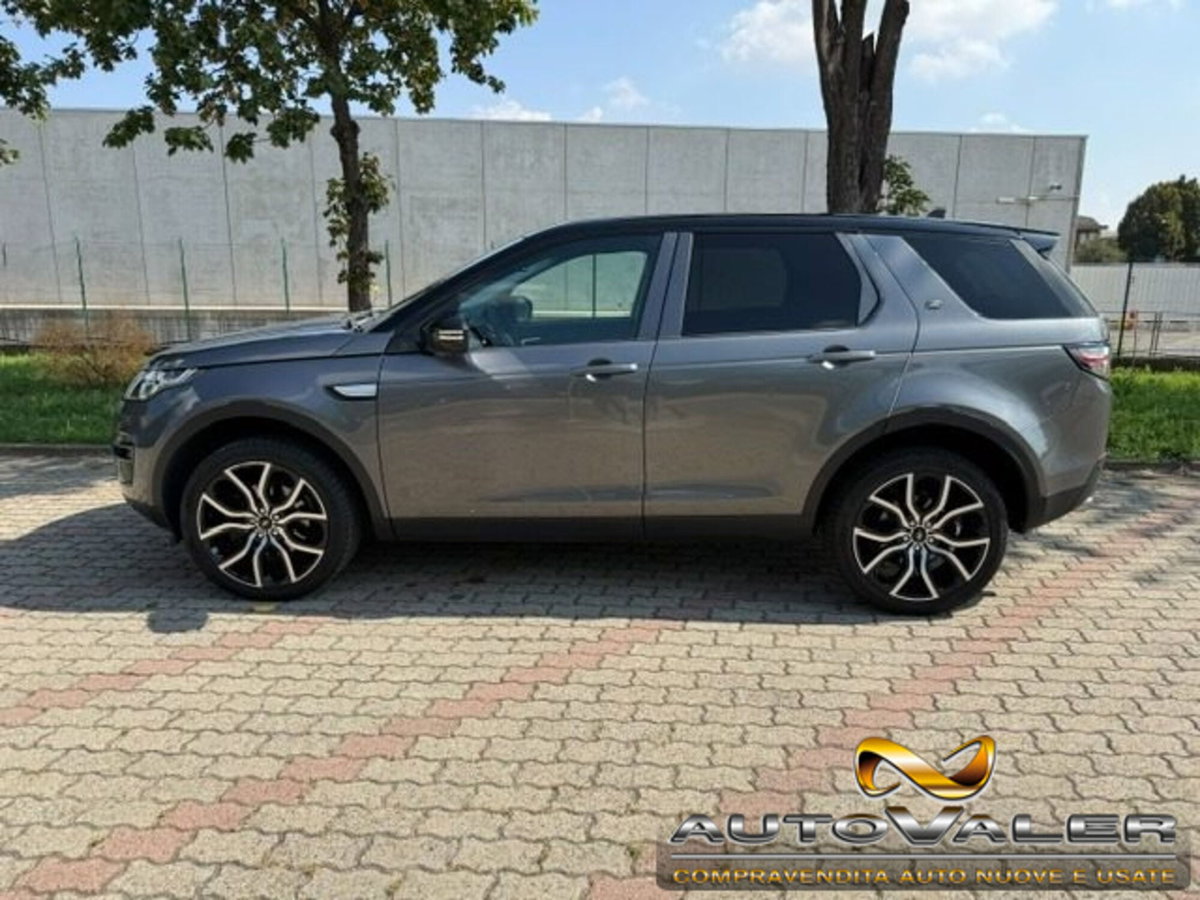 Land Rover Discovery Sport 2.0 TD4 180 CV HSE (6)