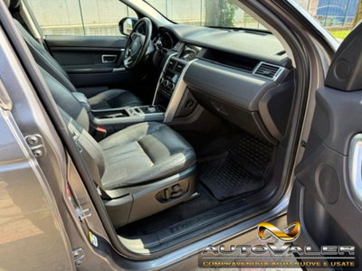 Land Rover Discovery Sport 2.0 TD4 180 CV HSE (9)