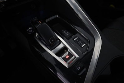 Peugeot 3008 PureTech Turbo 130 S&S EAT8 Allure (14)
