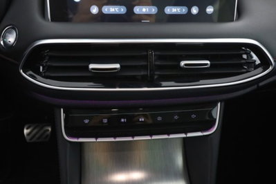 Mg EHS Plug-in Hybrid Exclusive (13)