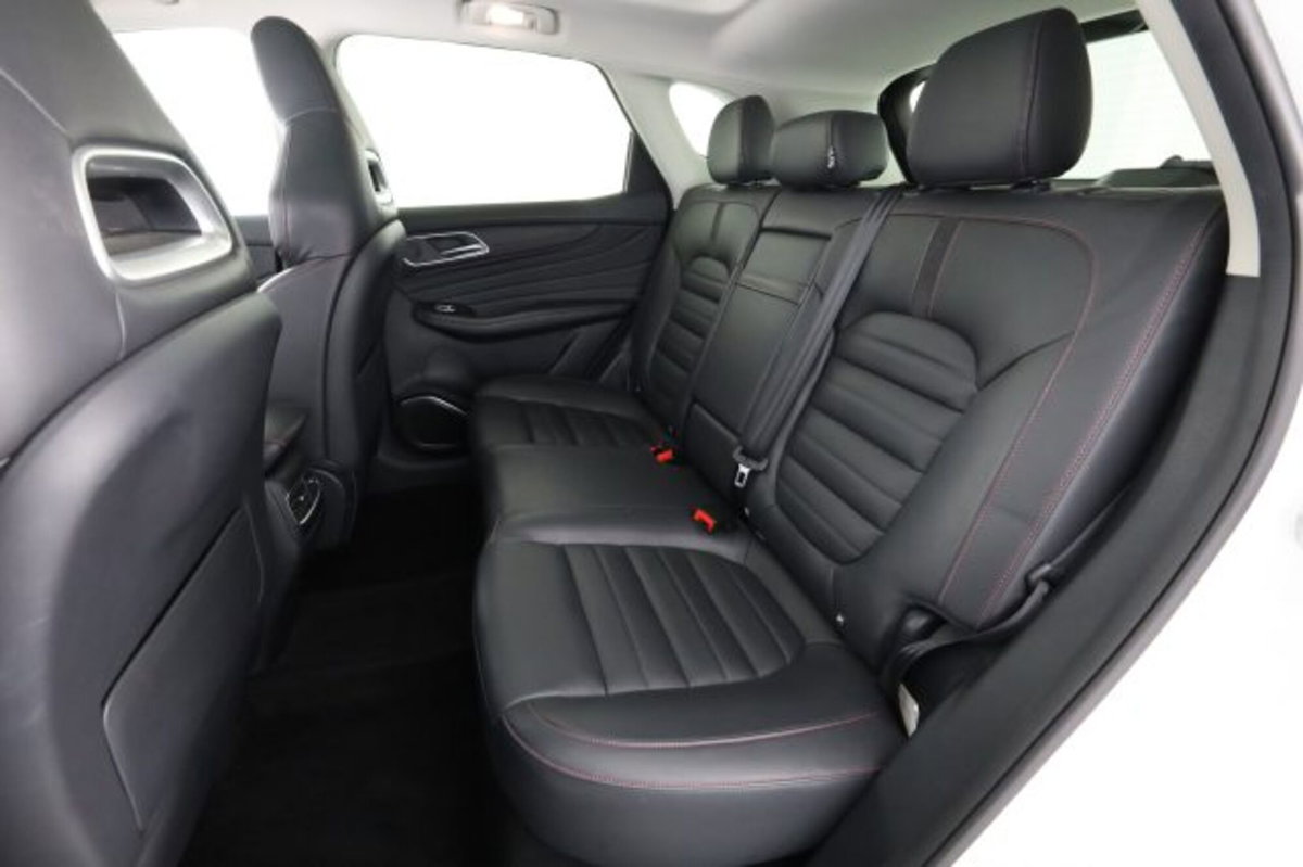 Mg EHS Plug-in Hybrid Exclusive (3)