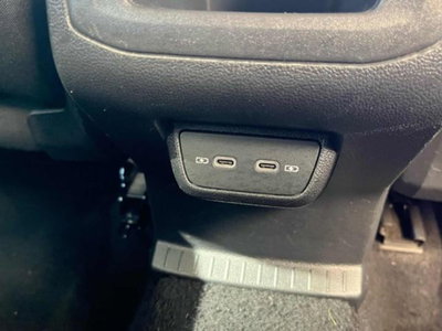 Volkswagen T-Cross 1.0 TSI 110 CV DSG Style (9)