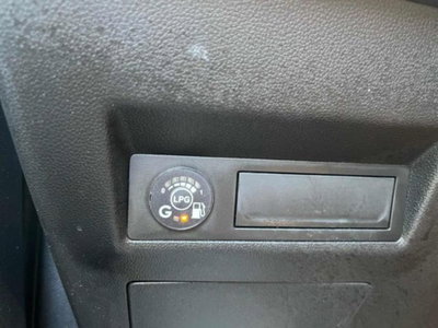 Renault Captur TCe 100 CV GPL Equilibre (12)