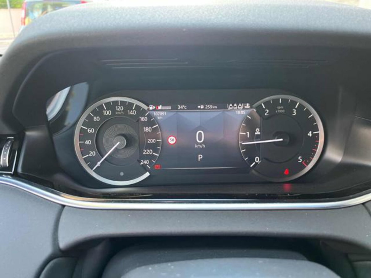 Land Rover Range Rover Evoque 2.0D I4 163 CV AWD Auto R-Dynamic (11)