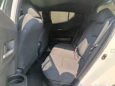 Toyota Toyota C-HR 1.8 Hybrid E-CVT Trend (13)
