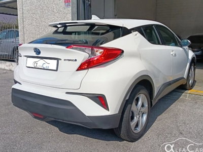 Toyota Toyota C-HR 1.8 Hybrid E-CVT Trend (2)