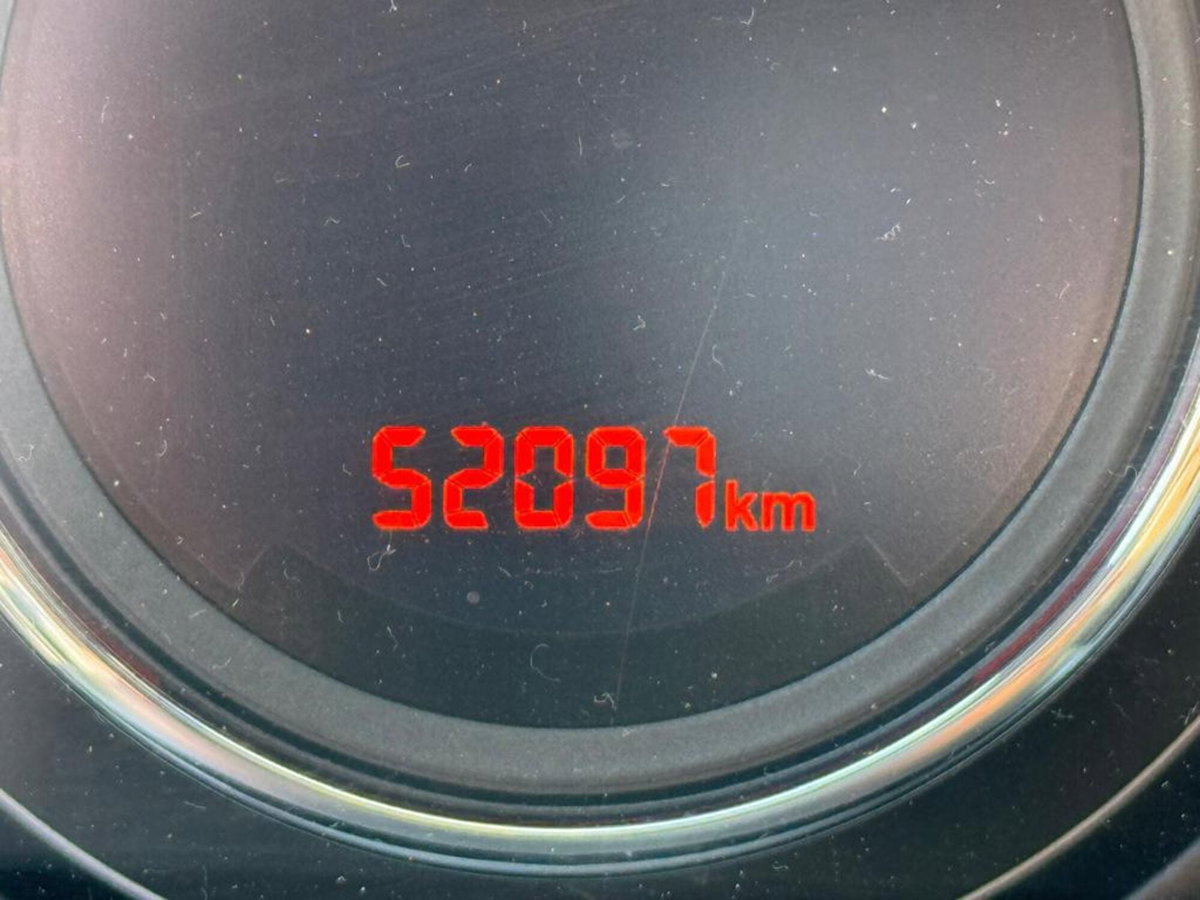 Fiat 500 1.0 Hybrid Club (9)