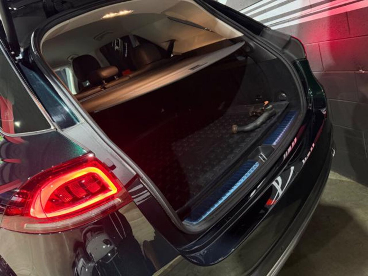 Mercedes-Benz GLE SUV 300 d 4Matic Premium Plus (10)