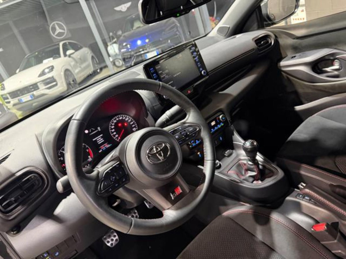 Toyota GR Yaris 1.6 Turbo 3 porte GR Yaris Circuit (12)