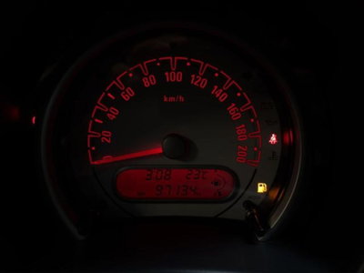 Opel Agila 1.2 16V 86CV Enjoy (11)