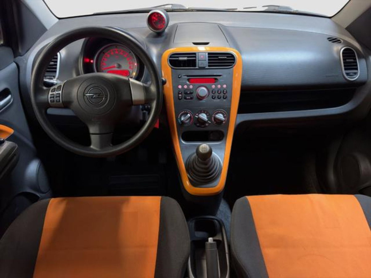 Opel Agila 1.2 16V 86CV Enjoy (12)