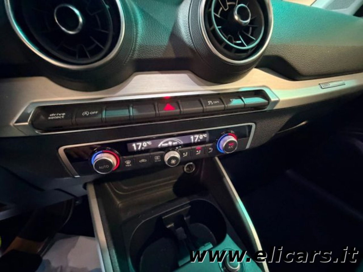 Audi Q2 Q2 30 TDI S tronic Identity Black (11)