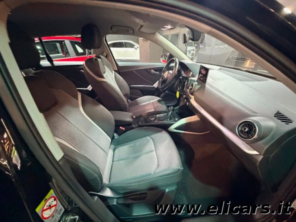 Audi Q2 Q2 30 TDI S tronic Identity Black (16)