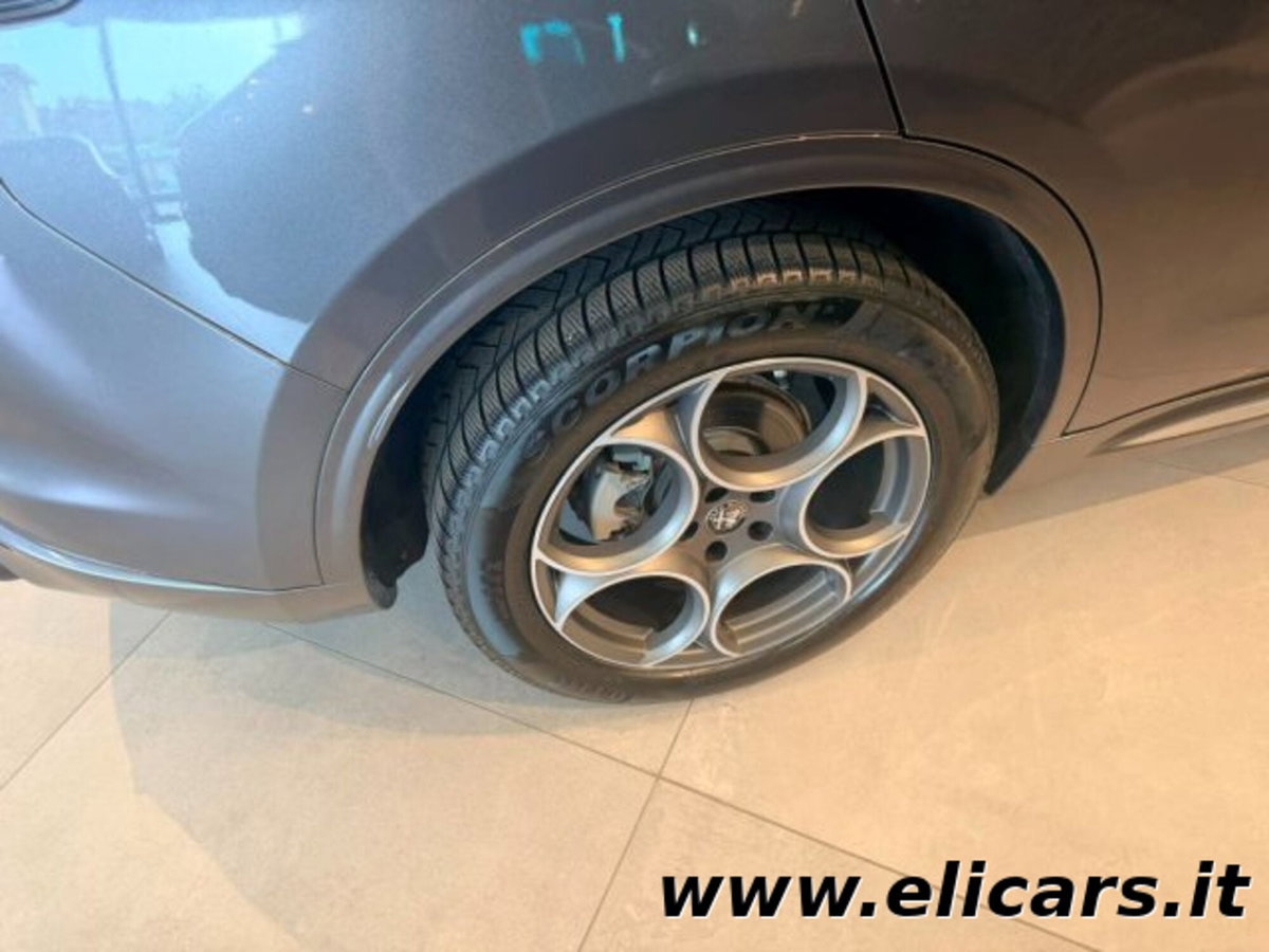 Alfa Romeo Stelvio Stelvio 2.2 Turbodiesel 210 CV AT8 Q4 Super (16)
