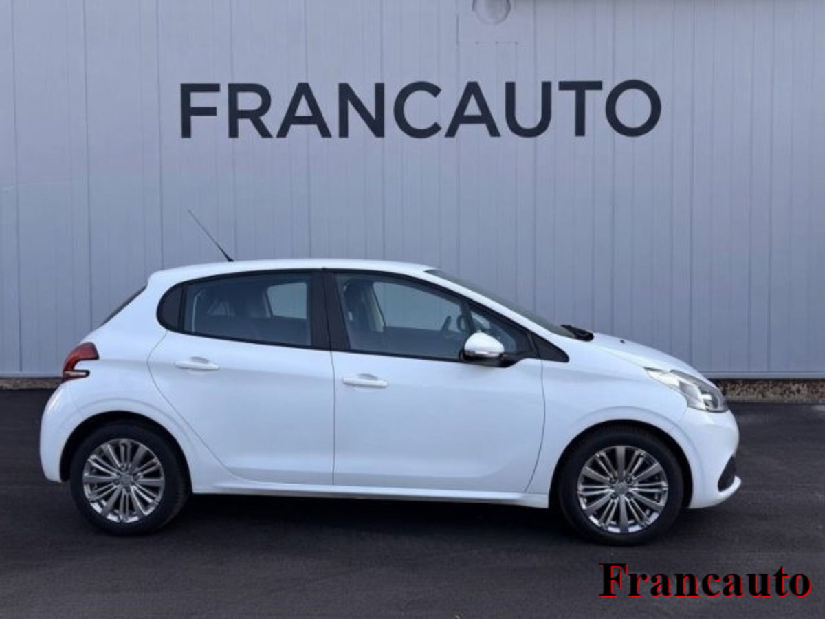 Peugeot 208 82 5p. GPL Allure (9)