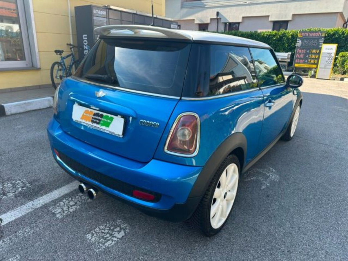 MINI Mini 1.6 16V Cooper S (3)