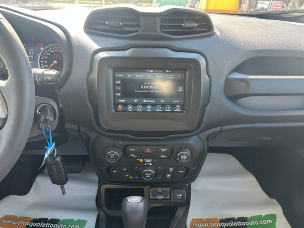 Jeep Renegade 1.5 Turbo T4 MHEV Limited (9)