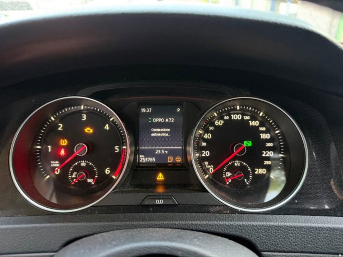 Volkswagen Golf GTD 2.0 TDI 5p. BlueMotion Technology (11)