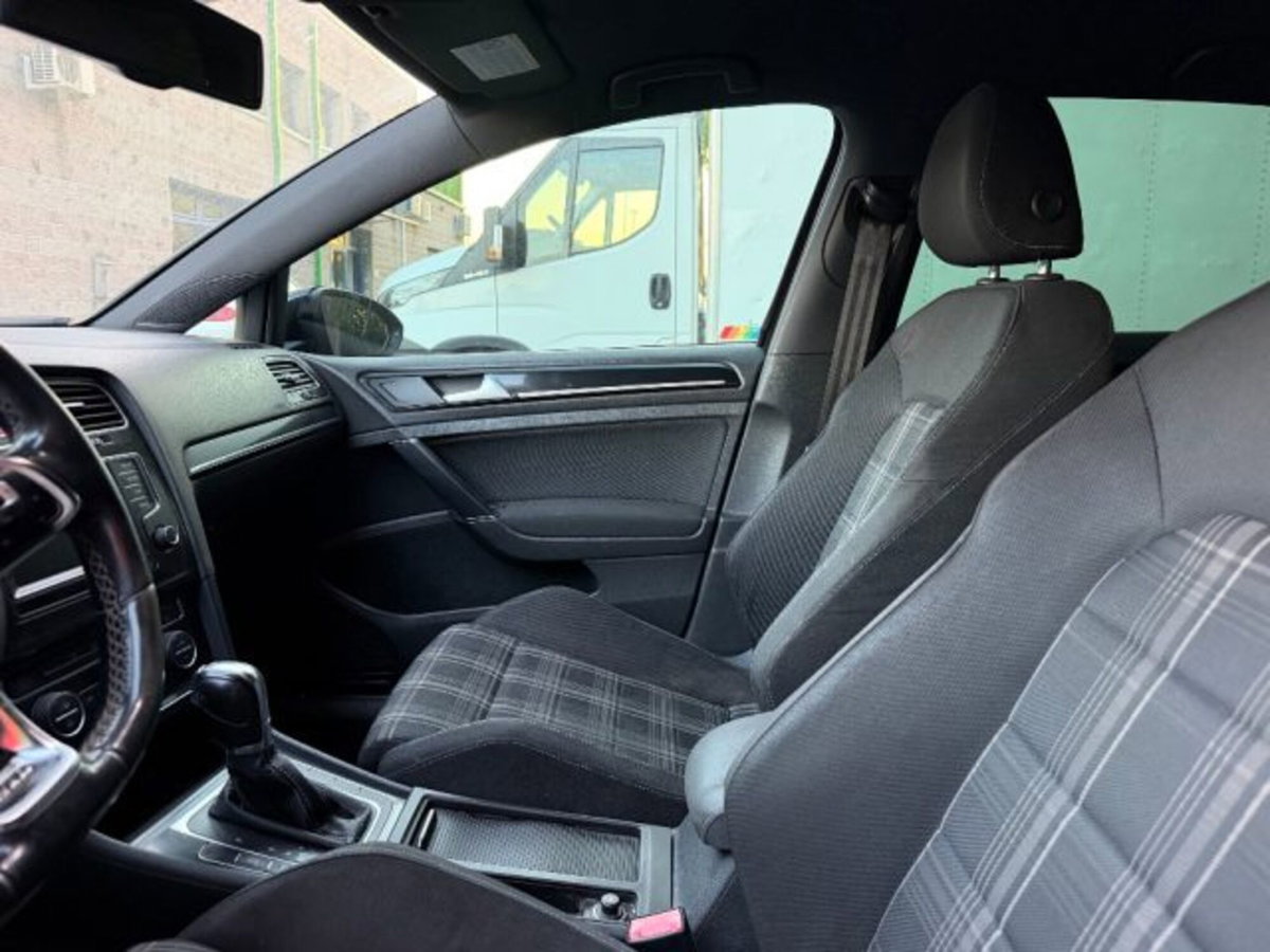 Volkswagen Golf GTD 2.0 TDI 5p. BlueMotion Technology (20)