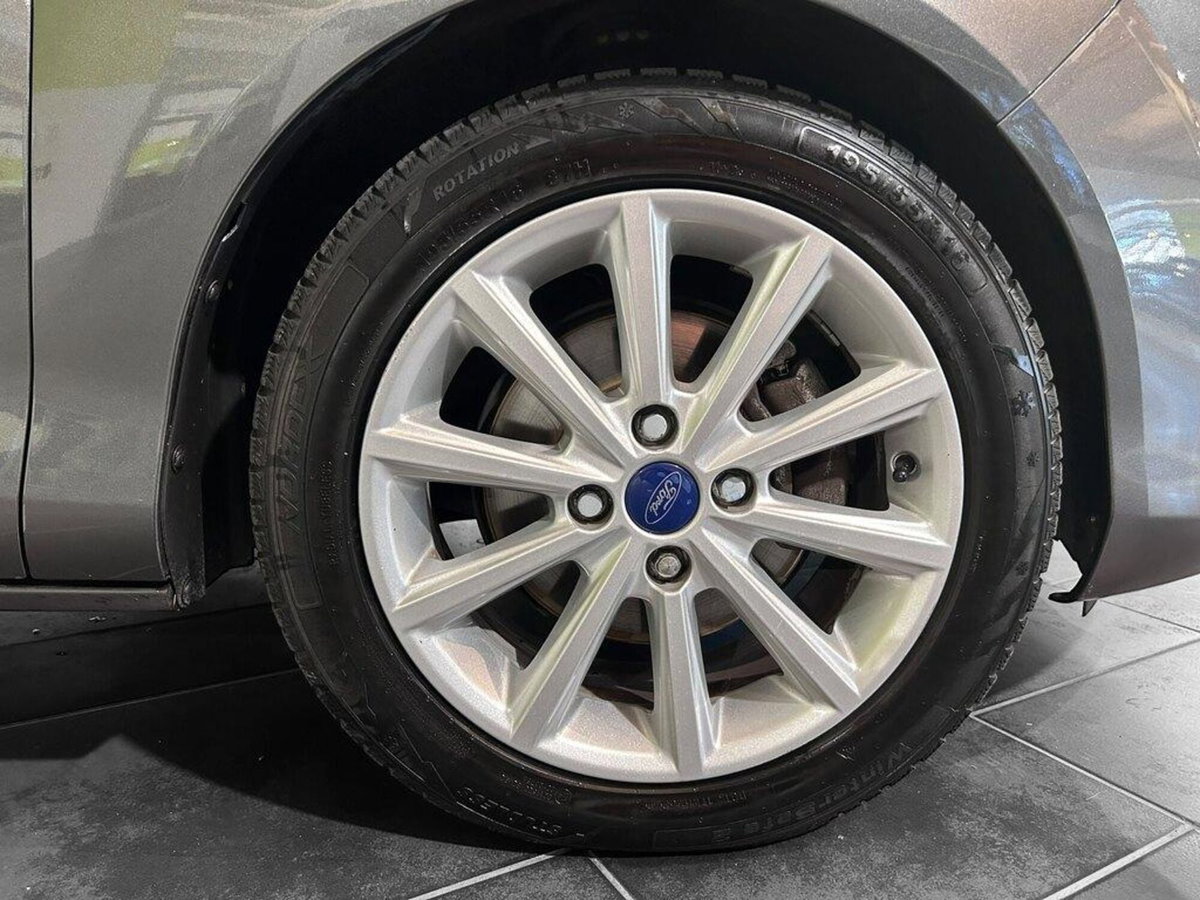 Ford B-Max B-Max 1.5 TDCi 95 CV Titanium (6)