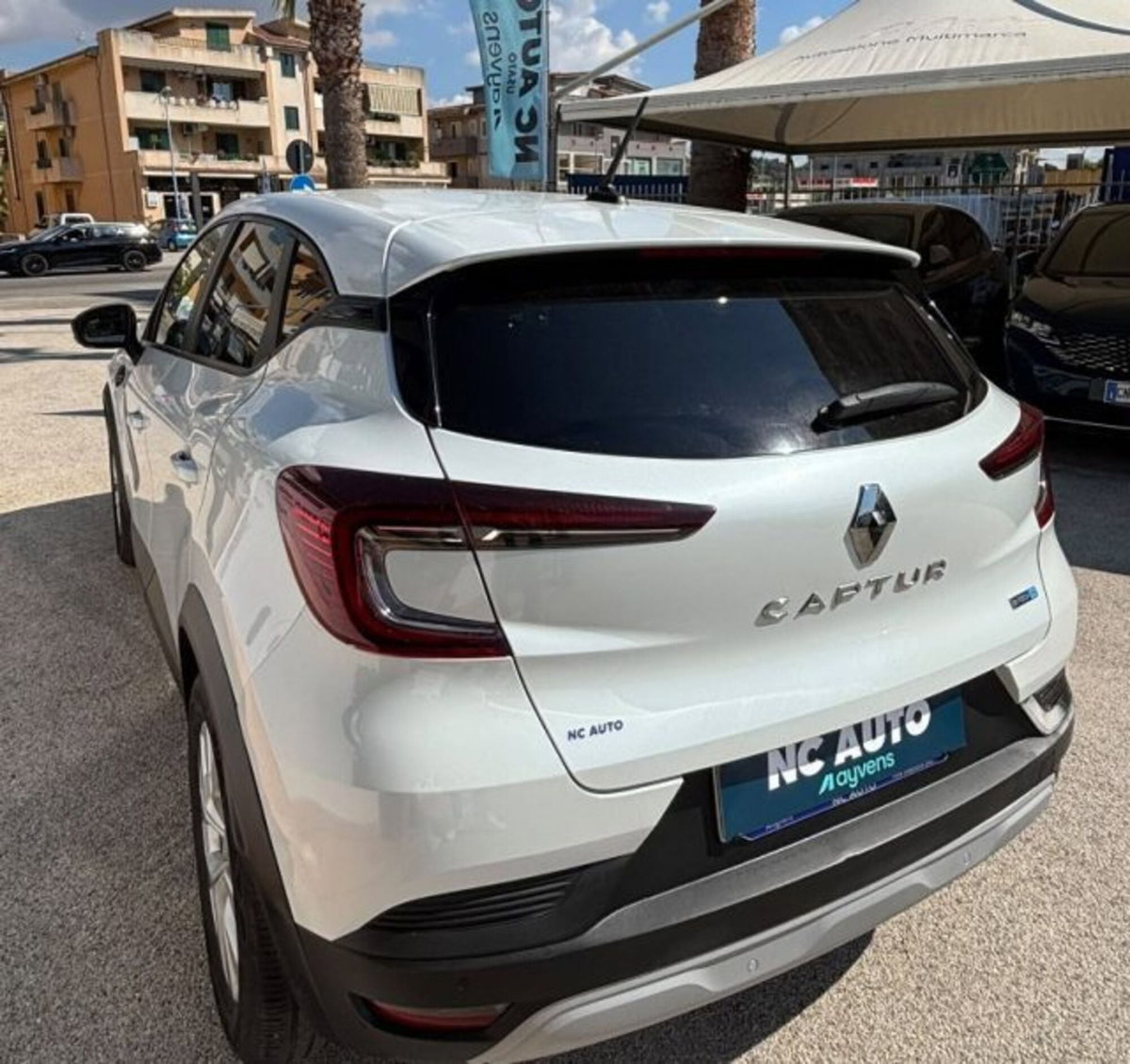 Renault Captur Full Hybrid E-Tech 145 CV Business (3)