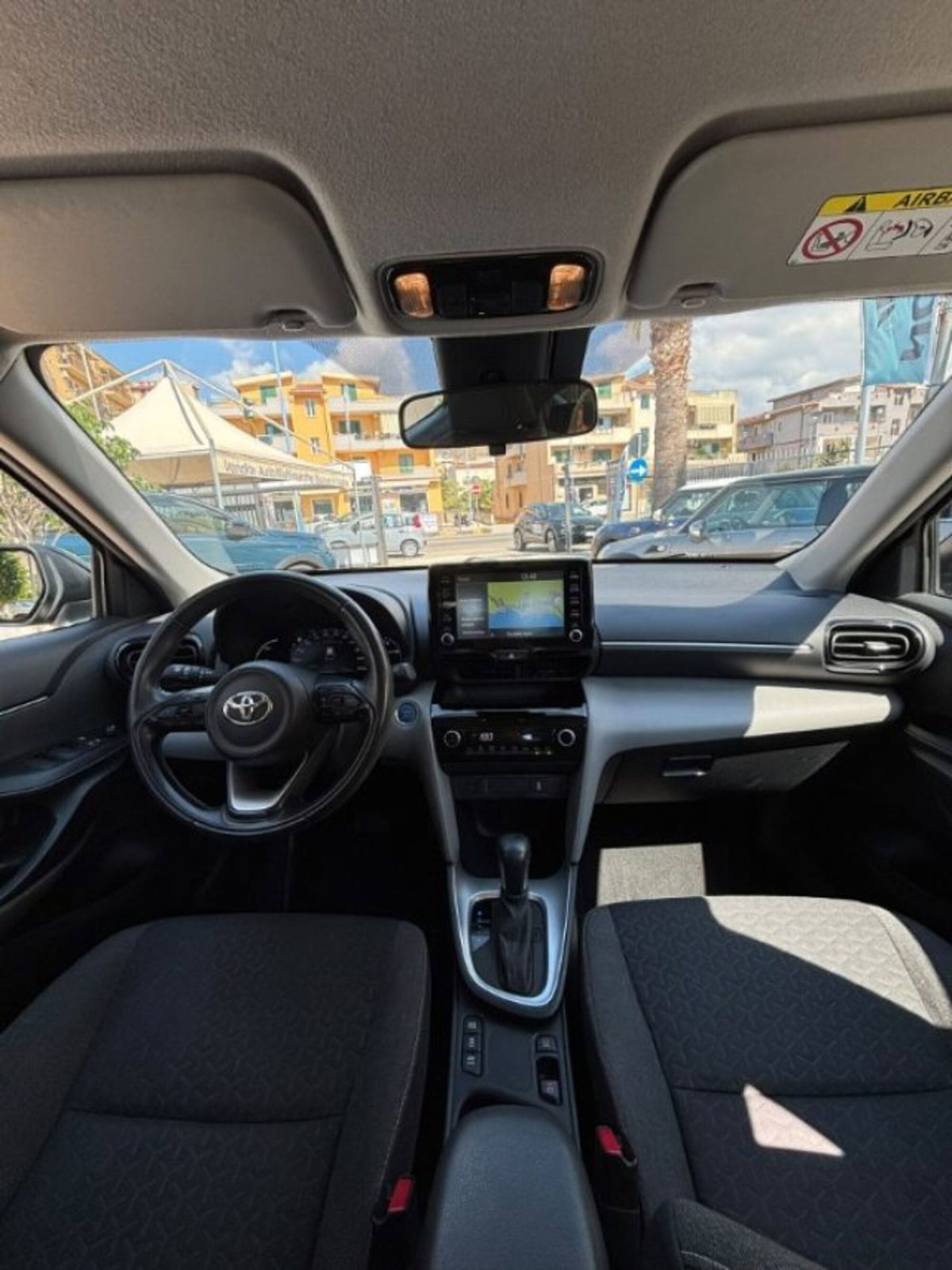 Toyota Yaris Cross 1.5h GR Sport Black Sky fwd 116cv e-cvt (5)