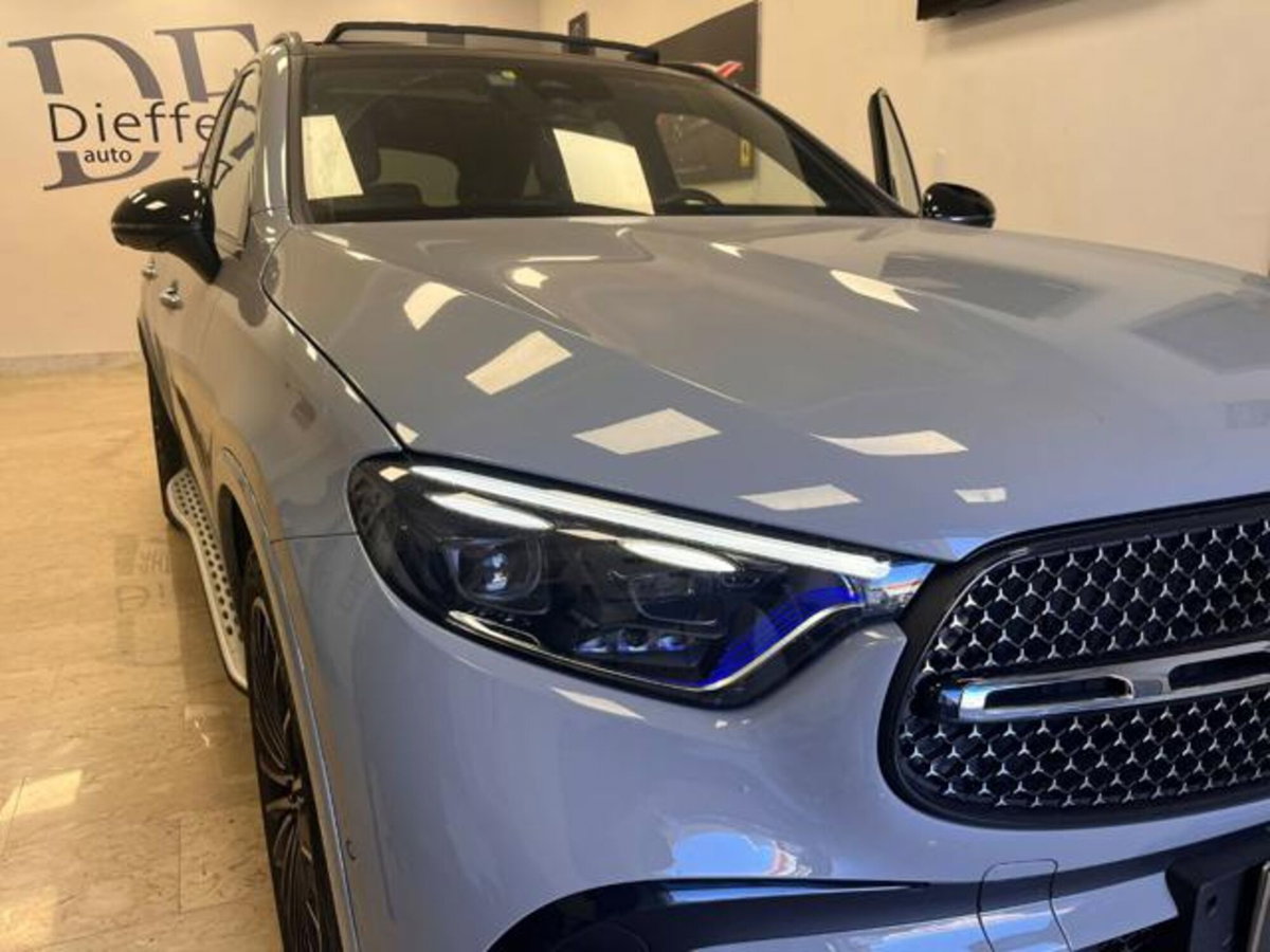 Mercedes-Benz GLC 220 d 4Matic Mild Hybrid AMG Premium Plus (4)