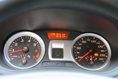 Renault Clio 1.2 16V 5 porte GPL Dynamique (15)