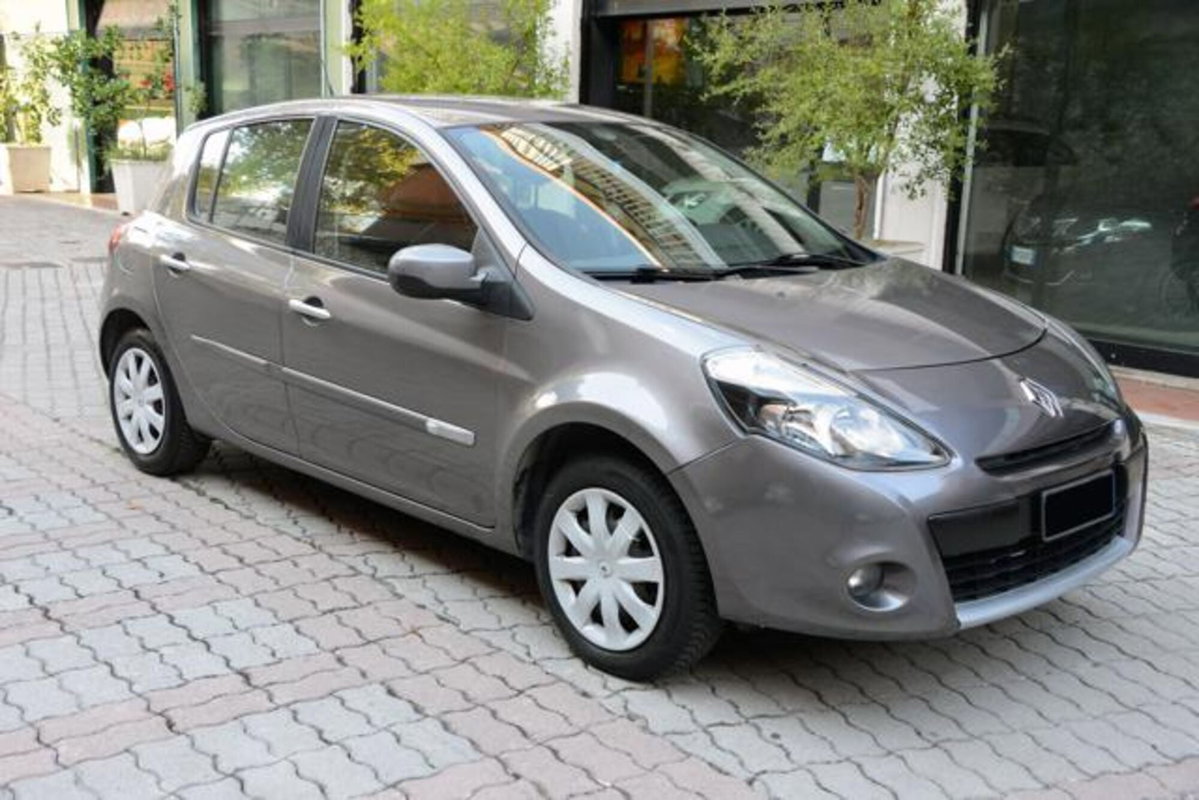 Renault Clio 1.2 16V 5 porte GPL Dynamique (3)
