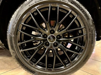 Audi Q3 2.0 TFSI 180 CV quattro S tronic (8)