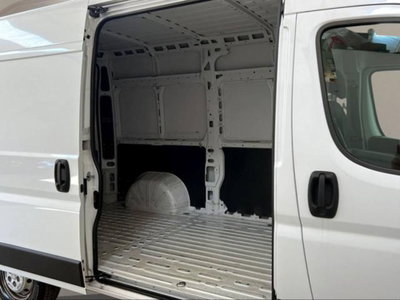 Peugeot Boxer Furgone 35 L2H2 2.2 diesel 140cv S&S semivetrato (8)