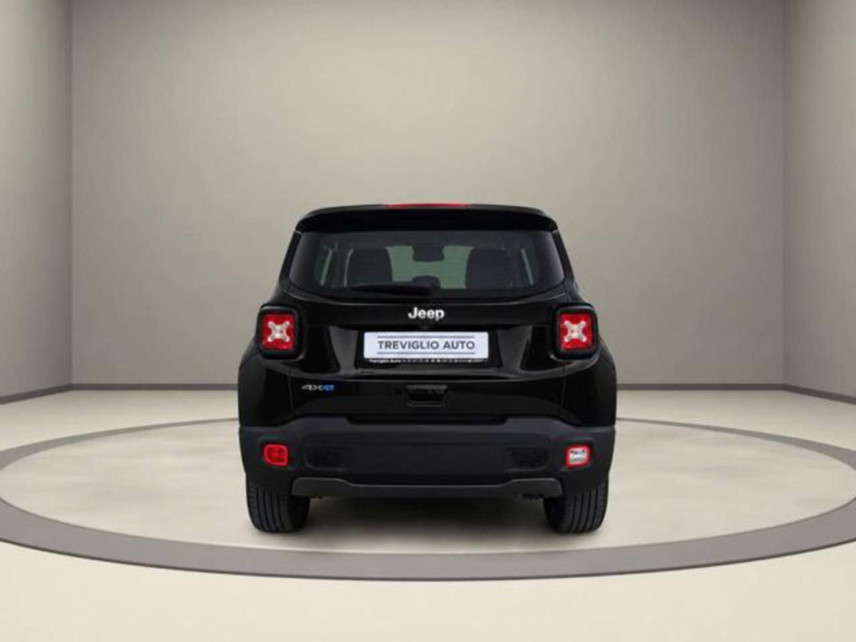 Jeep Renegade 1.3 T4 190CV PHEV 4xe AT6 Limited (6)