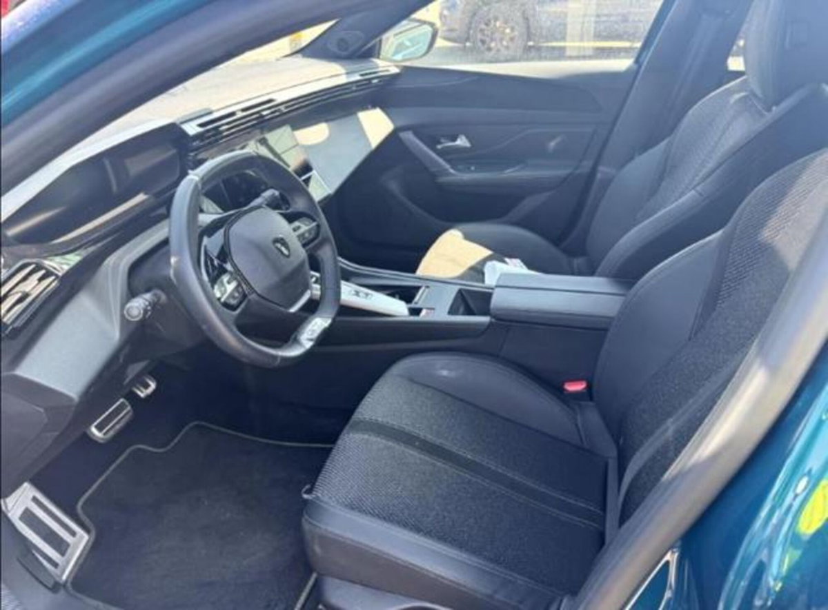 Peugeot 408 Hybrid 225 e-EAT8 First Edition (6)