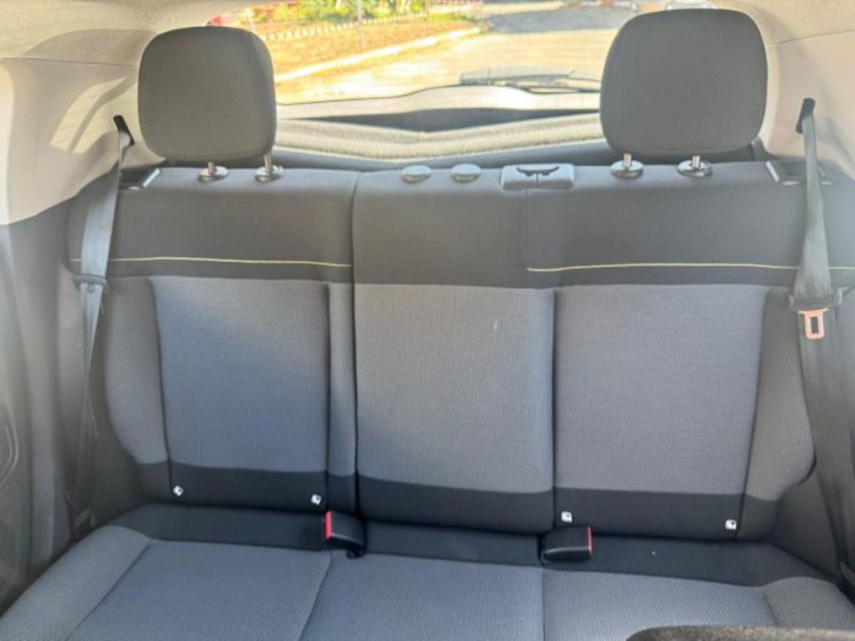 Citroen C3 BlueHDi 100 S&S C-Series (14)