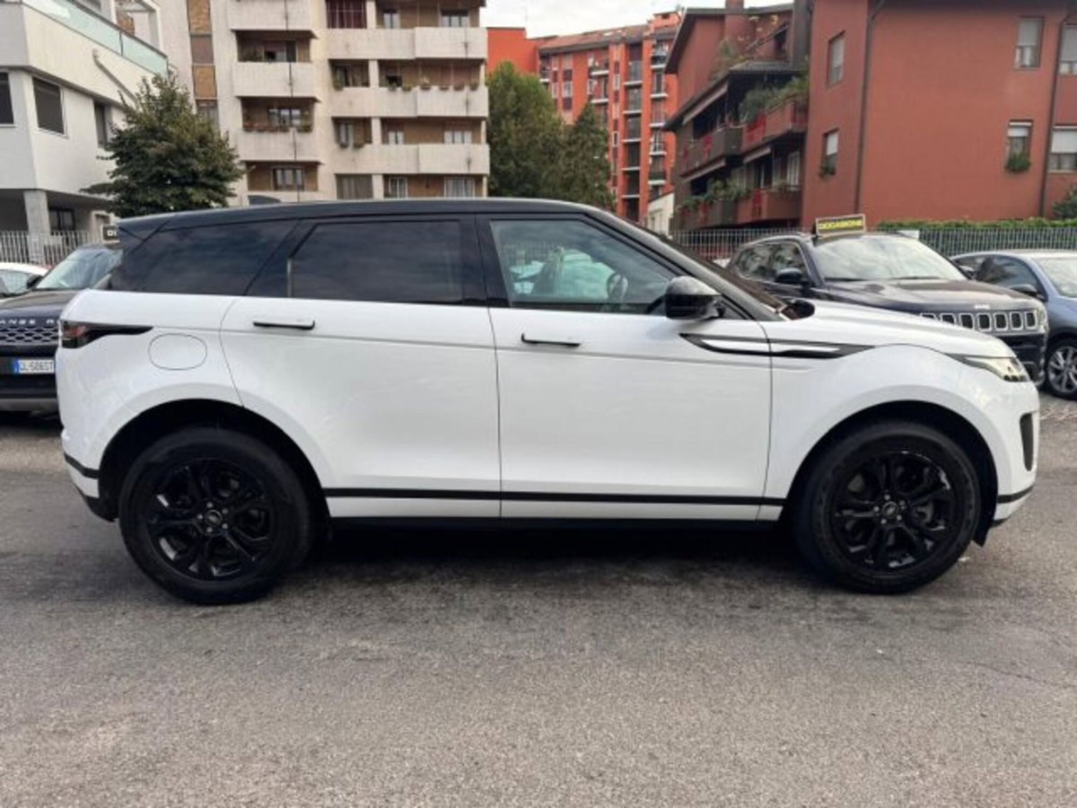 Land Rover Range Rover Evoque 2.0D I4 163CV AWD Auto R-Dynamic SE (5)