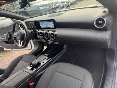 Mercedes-Benz CLA Shooting Brake 200 d Automatic Shooting Brake Business (10)