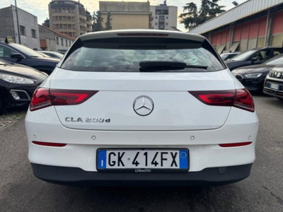 Mercedes-Benz CLA Shooting Brake 200 d Automatic Shooting Brake Business (2)