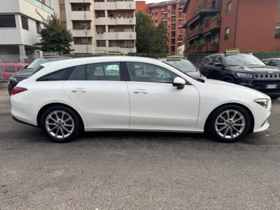 Mercedes-Benz CLA Shooting Brake 200 d Automatic Shooting Brake Business (4)