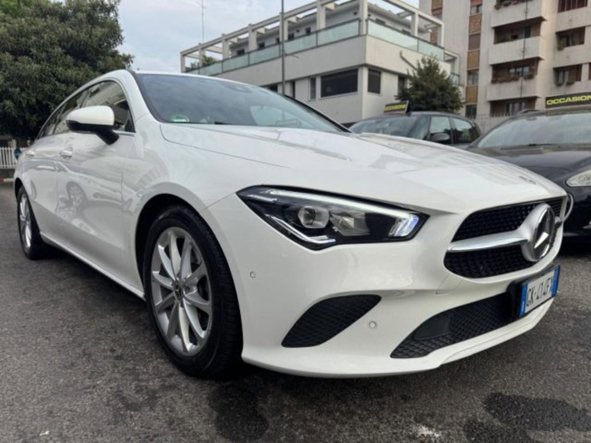 Mercedes-Benz CLA Shooting Brake 200 d Automatic Shooting Brake Business (6)