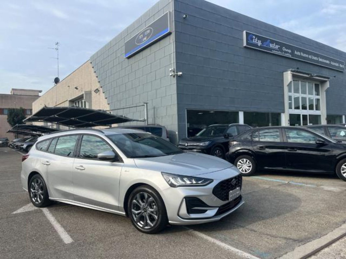 Ford Focus Station Wagon 1.0 EcoBoost Hybrid 155 CV SW ST-Line
