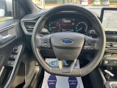 Ford Focus Station Wagon 1.0 EcoBoost Hybrid 155 CV SW ST-Line (12)