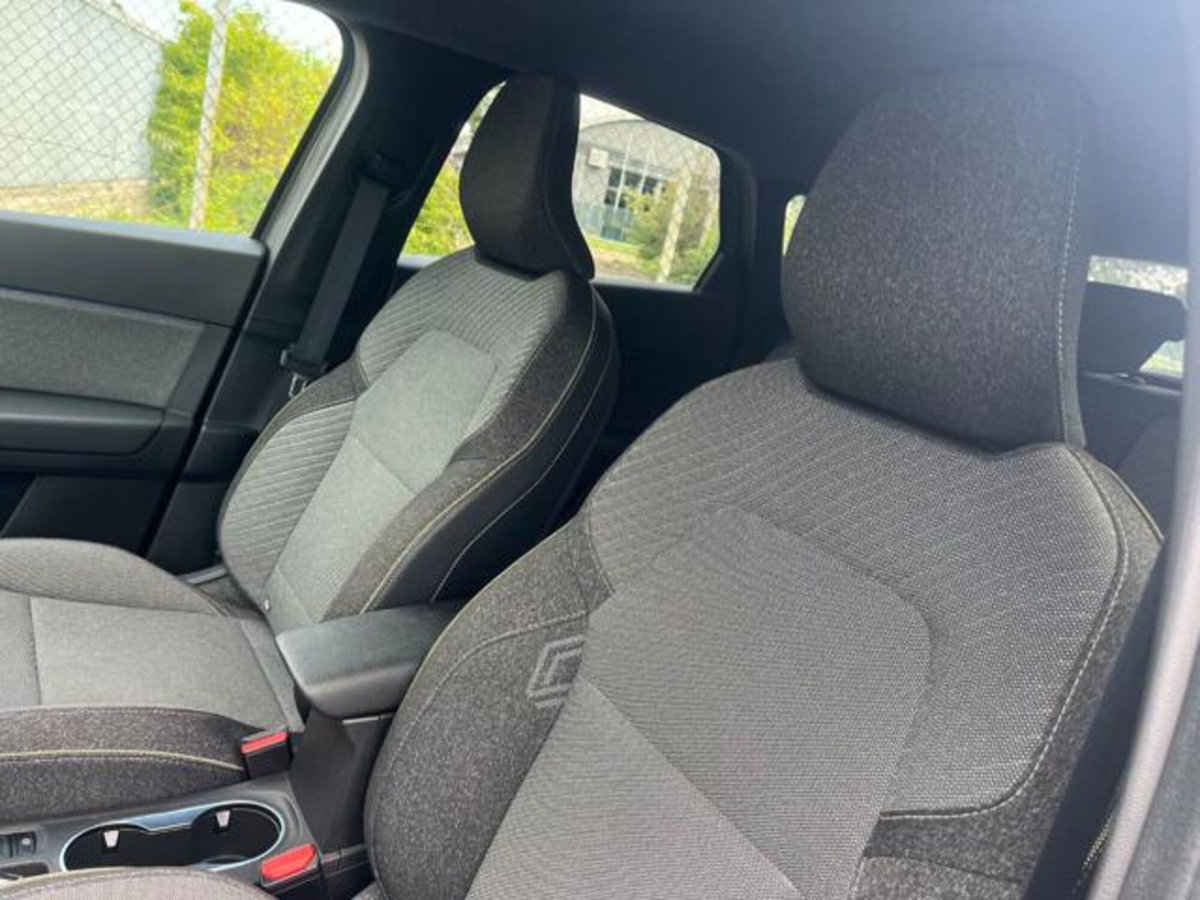 Renault Captur TCe 90 CV Techno (11)