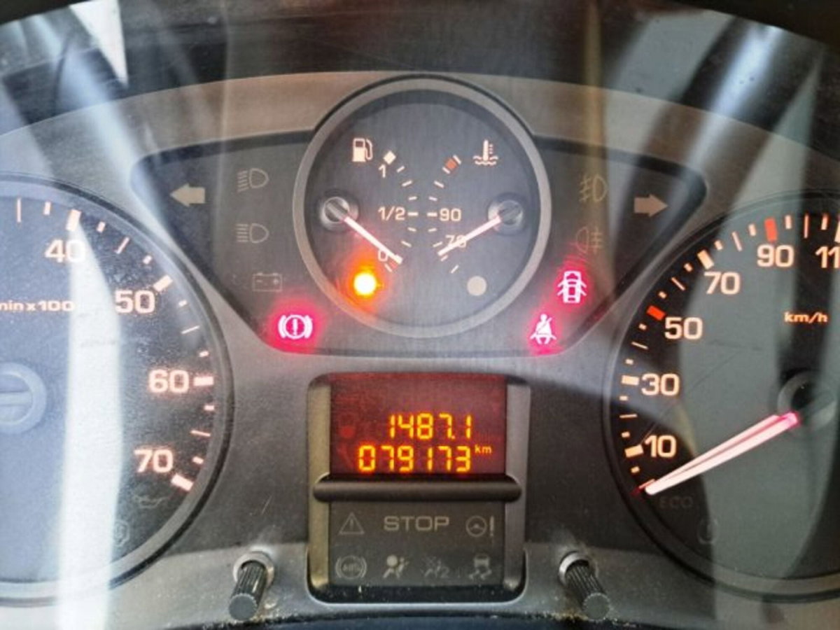 Citroen Berlingo Furgone BlueHDi 100 S&S Van 3 posti Club L1 (8)