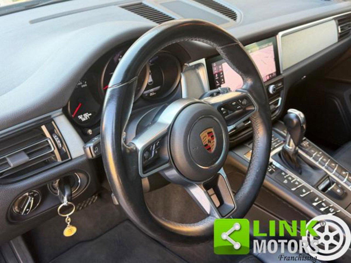 Porsche Macan 2.0 (9)